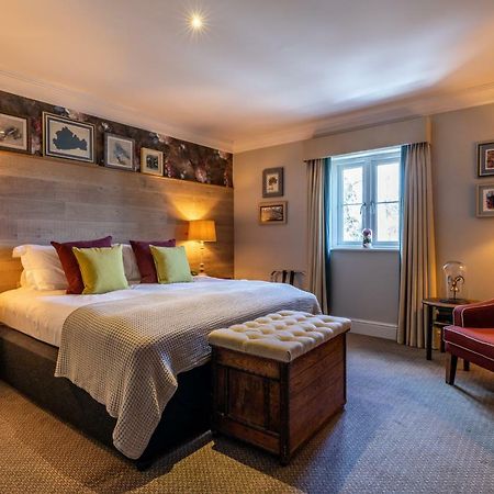 The Foley Hotell Claygate Exteriör bild