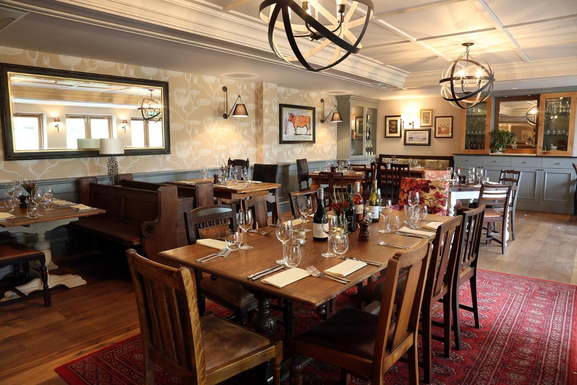 The Foley Hotell Claygate Exteriör bild