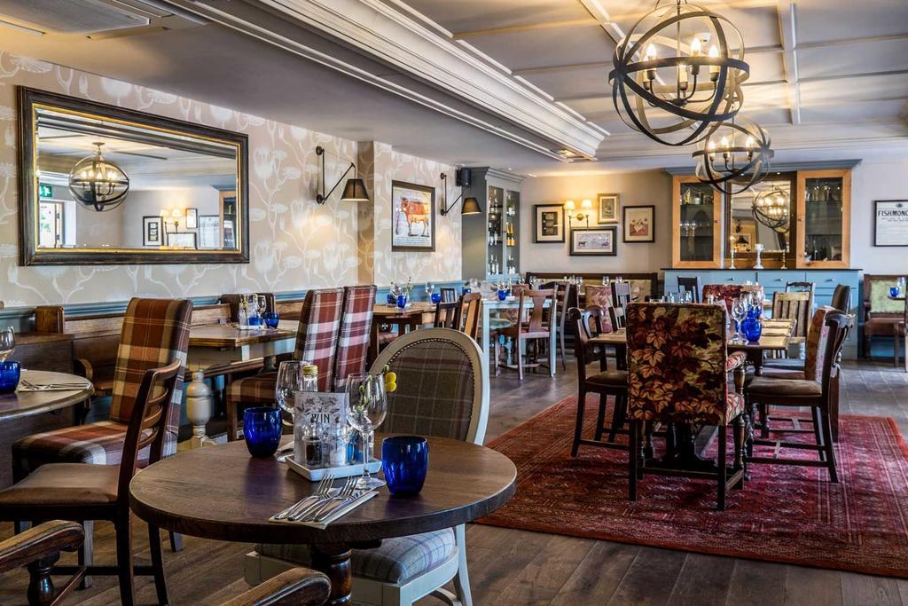 The Foley Hotell Claygate Exteriör bild