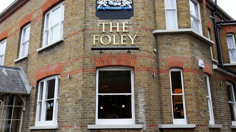 The Foley Hotell Claygate Exteriör bild